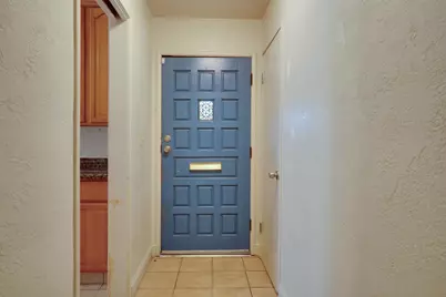 127 W Loretta Ave, Stockton, CA 95207 - Photo 2