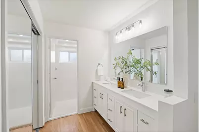 600 Comet Dr, Foster City, CA 94404 - Photo 32