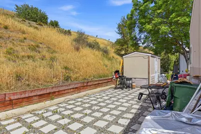 267 Chateau La Salle Dr 267, San Jose, CA 95111 - Photo 32