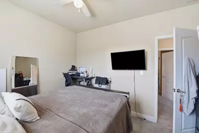 267 Chateau La Salle Dr 267, San Jose, CA 95111 - Photo 18