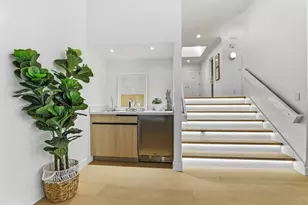 1350 Trinity Dr, Menlo Park, CA 94025 - Photo 4