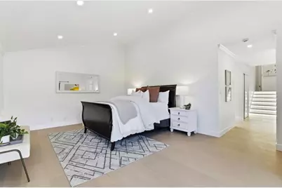1350 Trinity Dr, Menlo Park, CA 94025 - Photo 22