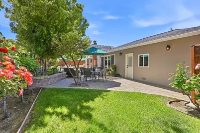 1701 S Springer Rd, Mountain View, CA 94040 - Photo 28