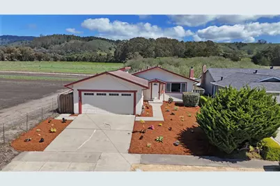 1017 Golden Gate Ave, Half Moon Bay, CA 94019 - Photo 2