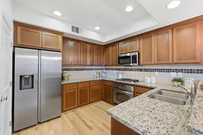 741 Modern Ice Dr, San Jose, CA 95112 - Photo 18