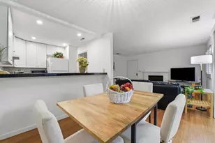 5697 Makati Cir B, San Jose, CA 95123 - Photo 12