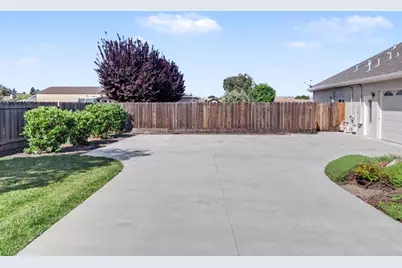254 Rosebud Ave, Hollister, CA 95023 - Photo 42