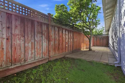 105 Louise Ln, San Mateo, CA 94403 - Photo 36