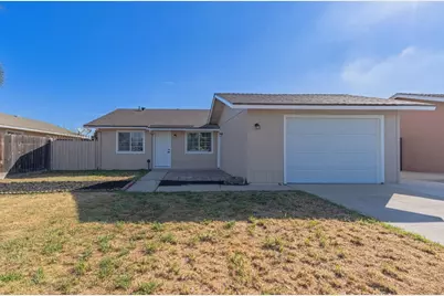 614 Maple St, King City, CA 93930 - Photo 1