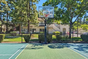 1825 Sheri Ann Cir, San Jose, CA 95131 - Photo 38