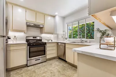 1825 Sheri Ann Cir, San Jose, CA 95131 - Photo 14