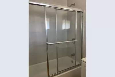 1081 Newhall St, San Jose, CA 95126 - Photo 14