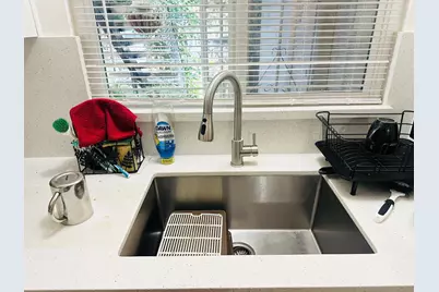 1081 Newhall St, San Jose, CA 95126 - Photo 4