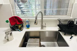 1081 Newhall St, San Jose, CA 95126 - Photo 4