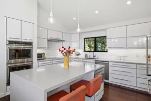 21112 Shear Creek Rd, Los Gatos, CA 95033 - Photo 14