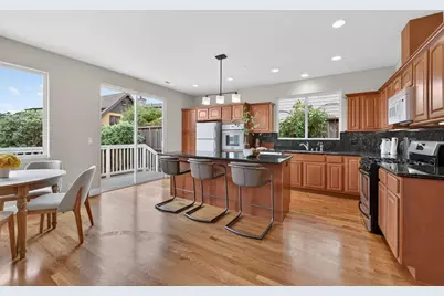 419 Almeria Ave, El Granada, CA 94018 - Photo 8