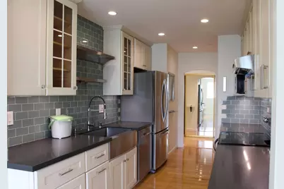 1110 Bayswater Ave 105, Burlingame, CA 94010 - Photo 2