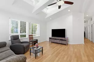 575 San Pedro 8, Morgan Hill, CA 95037 - Photo 6