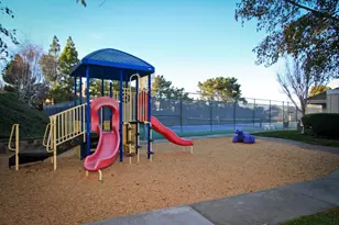 5 Poppy Ln, San Carlos, CA 94070 - Photo 34