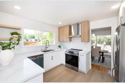 2671 Comstock Cir, Belmont, CA 94002 - Photo 14