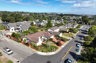 2671 Comstock Cir, Belmont, CA 94002 - Photo 42