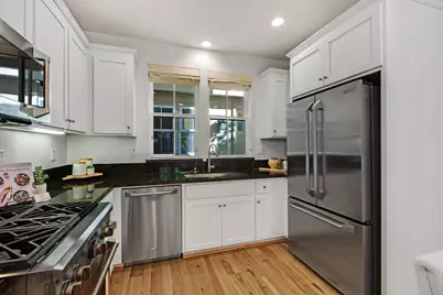 100 Tilton Ave, San Mateo, CA 94401 - Photo 10