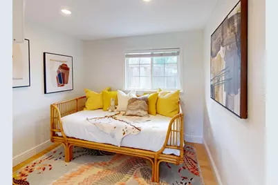 696 Lakehaven Dr, Sunnyvale, CA 94089 - Photo 20