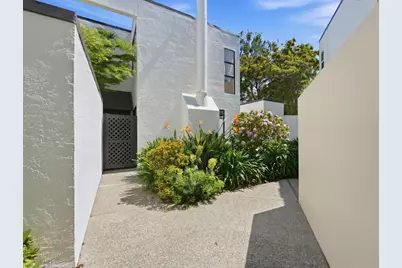 2001 Alameda De Las Pulgas 172, San Mateo, CA 94403 - Photo 2