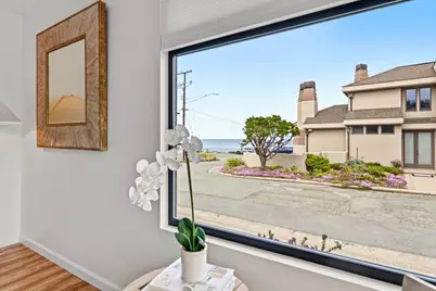 25 Coral St, Pacific Grove, CA 93950 - Photo 18