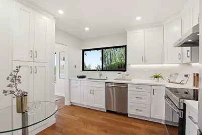 7 Lilly Ln, San Carlos, CA 94070 - Photo 14