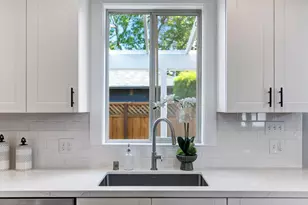 996 Hall St, San Carlos, CA 94070 - Photo 8