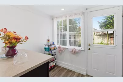 53 Florentine St, San Francisco, CA 94112 - Photo 18