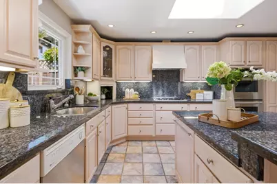 948 Anna St, San Mateo, CA 94401 - Photo 24