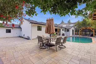 999 Andover Way, Los Altos, CA 94024 - Photo 10