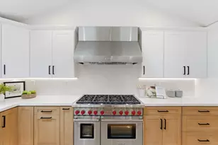 999 Andover Way, Los Altos, CA 94024 - Photo 16