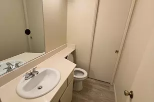 1791 Cherokee Dr 4, Salinas, CA 93906 - Photo 12