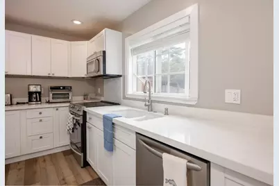 523 The Alameda, El Granada, CA 94018 - Photo 4