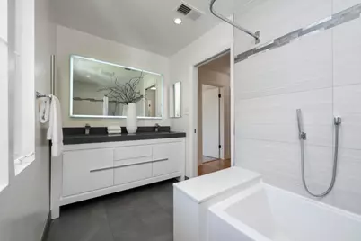 740 Clydesdale Dr, Hillsborough, CA 94010 - Photo 52