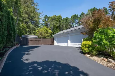 740 Clydesdale Dr, Hillsborough, CA 94010 - Photo 12