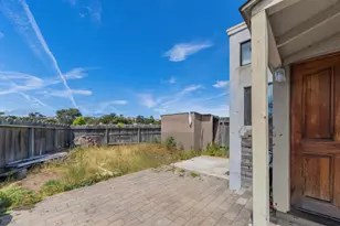 33 Portola Ave, Monterey, CA 93940 - Photo 22