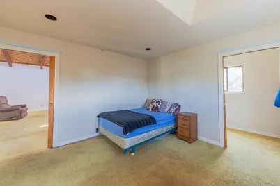 33 Portola Ave, Monterey, CA 93940 - Photo 16