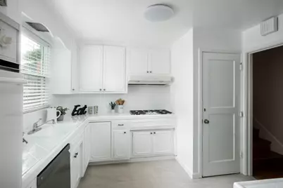 1802 Alameda De Las Pulgas, Redwood City, CA 94061 - Photo 8