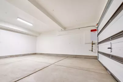 729 Daniel Freeman Cir, Inglewood, CA 90301 - Photo 4