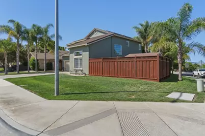 1500 Mimosa St, Hollister, CA 95023 - Photo 4
