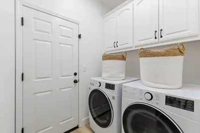 2454 Bracco Way, Riverbank, CA 95367 - Photo 10