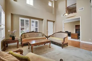 10022 Spring View Way, Elk Grove, CA 95757 - Photo 8