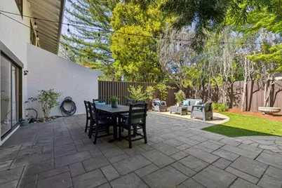 2429 Sharon Oaks Dr, Menlo Park, CA 94025 - Photo 18