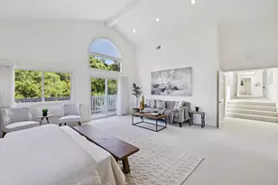 10 Salmark Ct, Hillsborough, CA 94010 - Photo 26