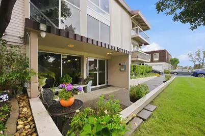 707 Fathom Dr 108, San Mateo, CA 94404 - Photo 1