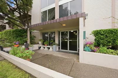 707 Fathom Dr 108, San Mateo, CA 94404 - Photo 16